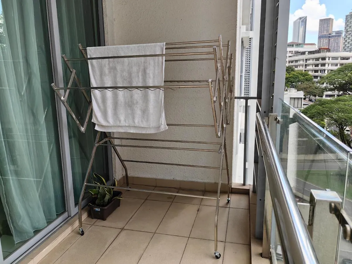 703 Klcc 5 Minutes To Alor Street Ceylon Pavilion 3 Room Apt For 10 Pax كوالالمبور 0*,