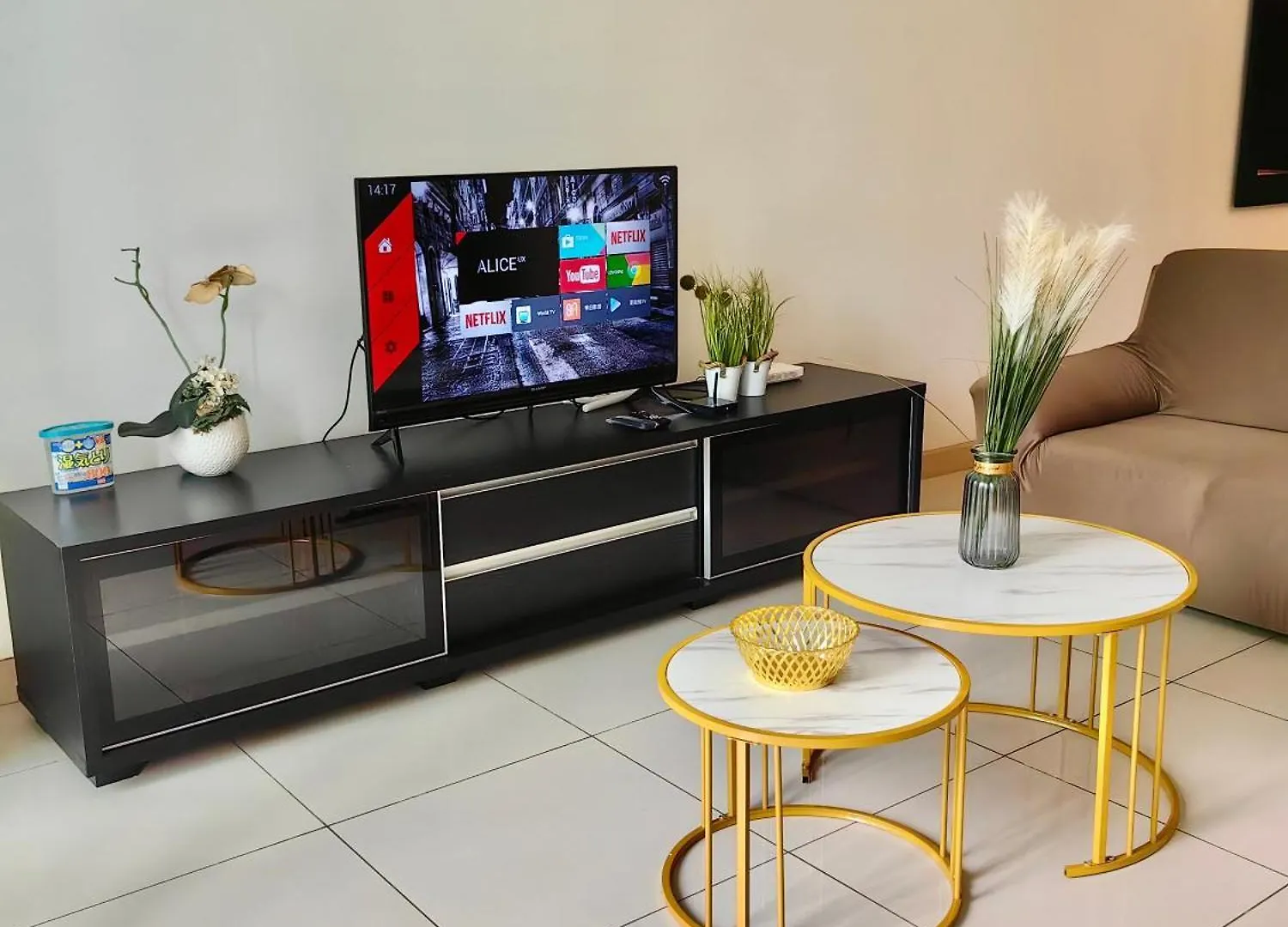703 Klcc 5 Minutes To Alor Street Ceylon Pavilion 3 Room Apt For 10 Pax كوالالمبور 0*,