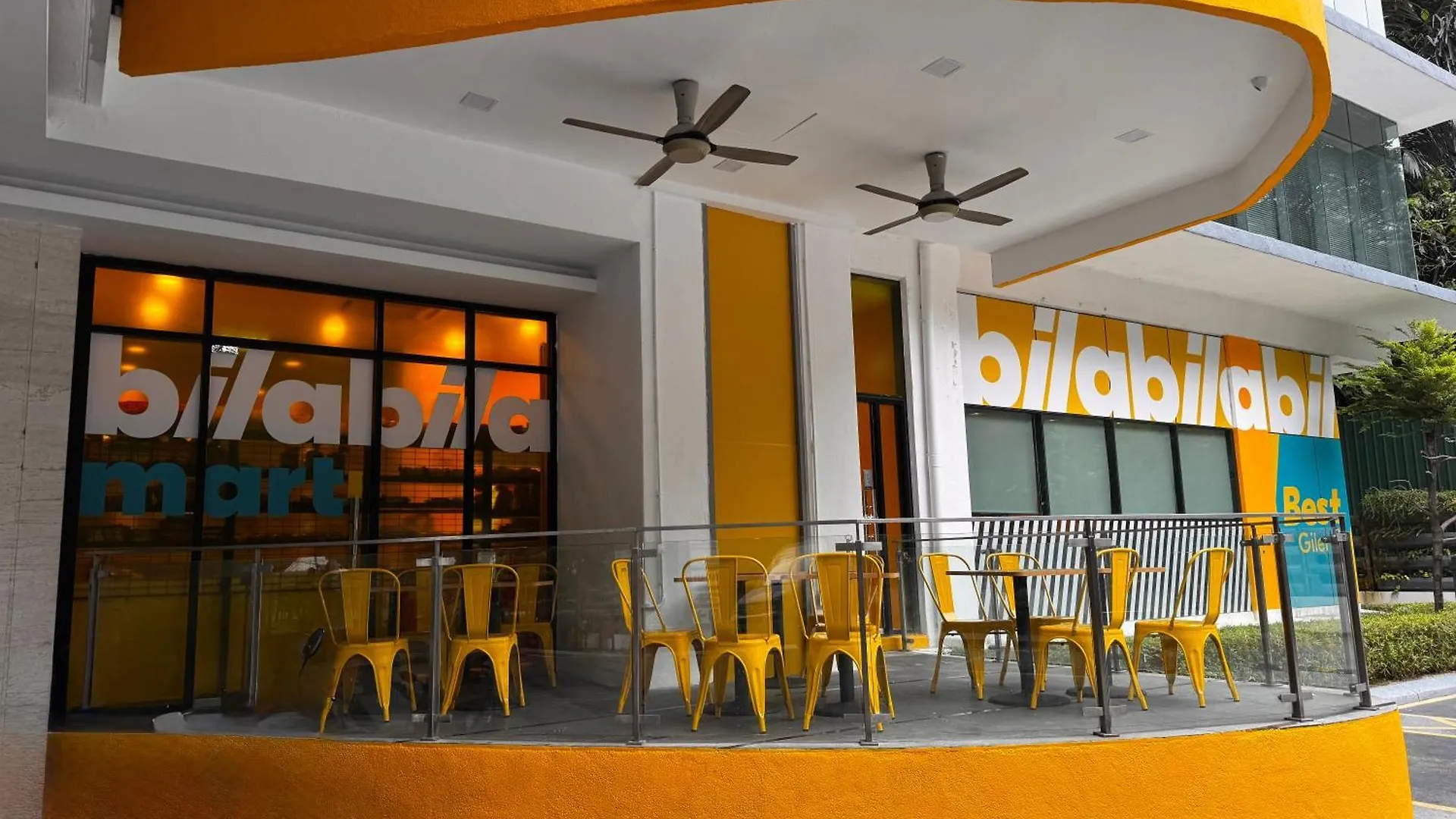 Apartment 703 Klcc 5 Minutes To Alor Street Ceylon Pavilion 3 Room Apt For 10 Pax Kuala Lumpur